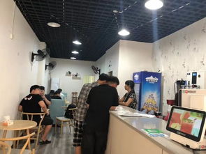 郴州職業技術學院后街旺鋪轉讓,合適早餐店 飲品 麻辣燙 眼鏡店 理發店 串串 鹵味小吃等